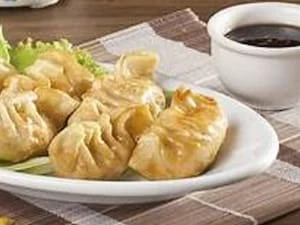 6 Guioza + 6 harumaki de queijo