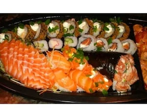 Combinado oriental